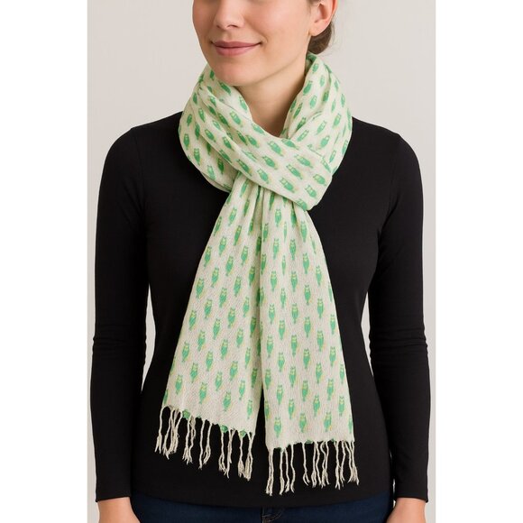 Old Navy Owl Linear Scarf White Multi Green Yellow Fringed Acrylic 2012 - Picture 3 of 3